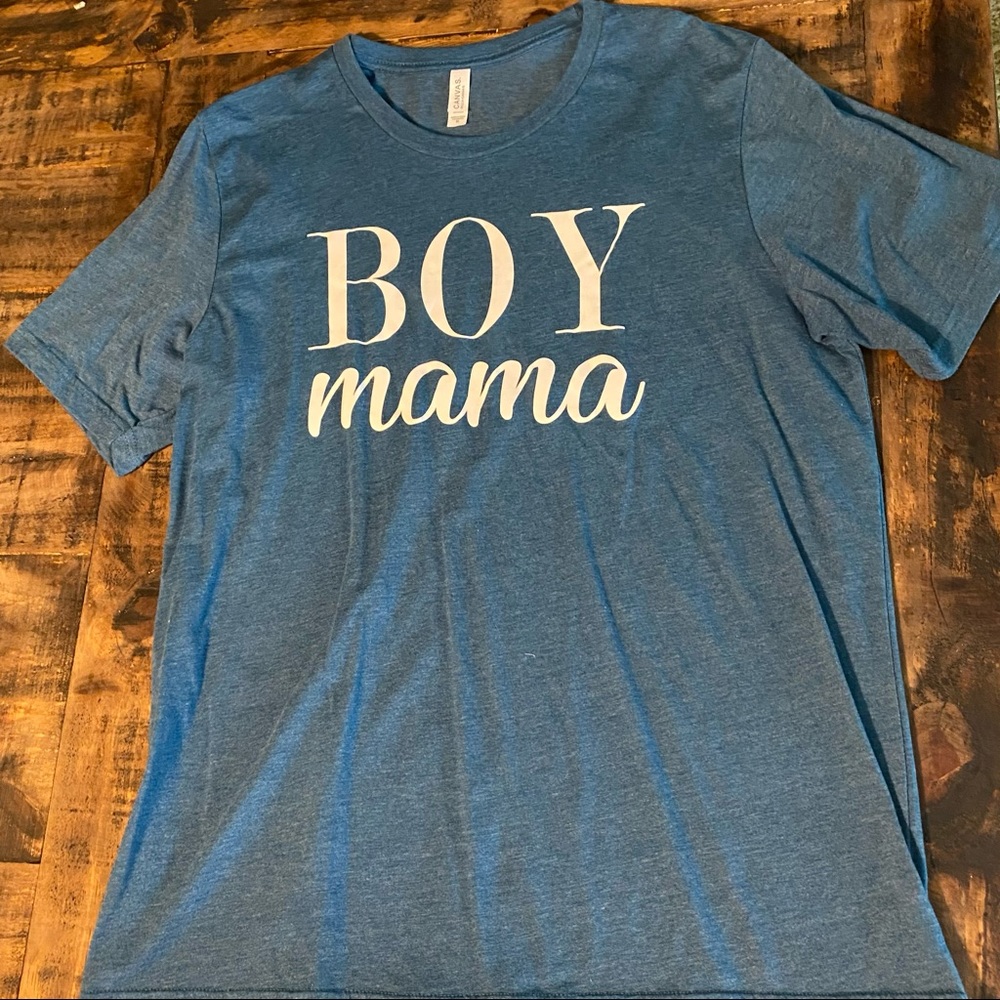 Graphic tee